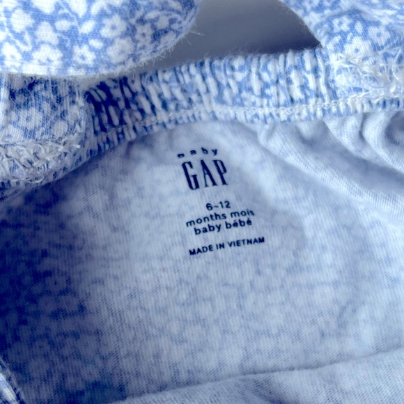 Baby Gap romper EUC Size 6-12 months - Picture 4 of 4
